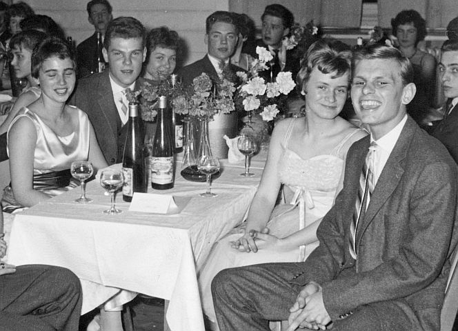 Schlussball Wuppertal 1959, mit Tanzpartner Tom. 